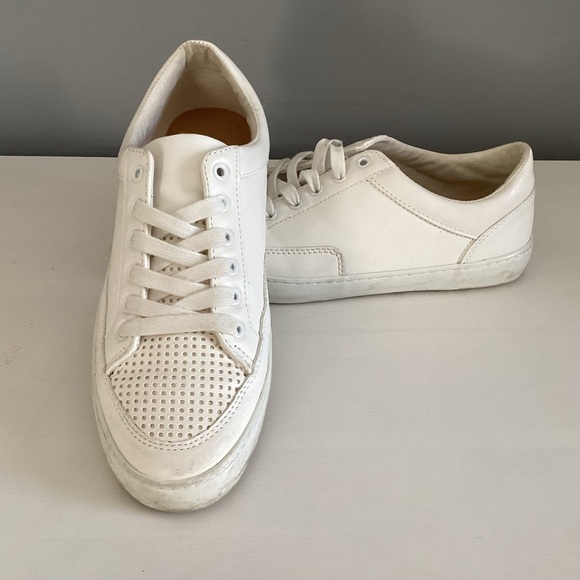 Banana Republic Shoes - Banana Republic White Sneakers size 8